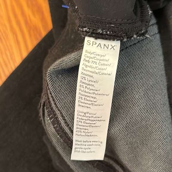 SPANX Vintage Distressed Ankle Skinny Jeans, black, size medium - Picture 7 of 7